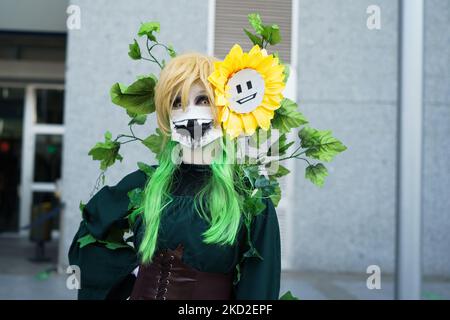 Cosplayer pose lors du salon 'Japan Weekend Madrid 2022' à l'IFEMA sur 12 février 2022 à Madrid, Espagne (photo d'Oscar Gonzalez/NurPhoto) Banque D'Images