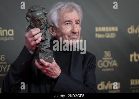 L'acteur Jose Sacrista dans la salle de presse lors des Prix annuels du film Goya 36th au palais Reina Sofia. Sur 12 février 2022. (Photo de Jose Miguel Fernandez/NurPhoto) Banque D'Images