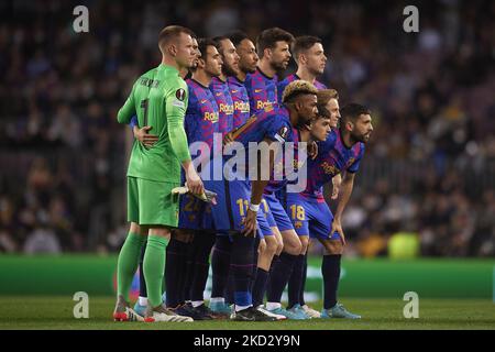 Barcelone s'alignent lors de l'UEFA Europa League Knockout Round Play-Off Leg One match entre le FC Barcelone et la SSC Napoli au Camp Nou sur 17 février 2022 à Barcelone, Espagne. (Photo de Jose Breton/Pics action/NurPhoto) Banque D'Images