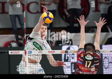 weber linus (n.21 Fione padova) pendant le Volleyball Italien Serie A Men SuperLeague Championship Sir Safety Conad Pérouse vs Kione Padova sur 20 février 2022 au PalaBarton à Pérouse, Italie (photo de Loris Cerquiglini/LiveMedia/NurPhoto) Banque D'Images