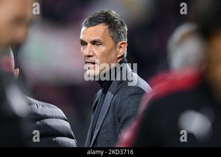 Paolo Maldini de l'AC Milan lors de la série Un match entre l'US Salerntana 1919 et l'AC Milan au Stadio Arechi, Salerno, Italie, le 19 février 2022. (Photo de Giuseppe Maffia/NurPhoto) Banque D'Images