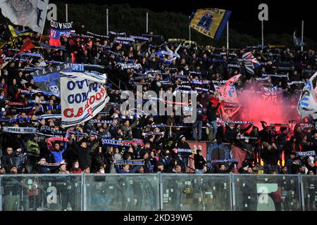 Supporters de Pise pendant le match de football italien série B AC Pise vs Parme Calcio sur 22 février 2022 à l'Arena Garibaldi à Pise, Italie (photo par Gabriele Masotti/LiveMedia/NurPhoto) Banque D'Images
