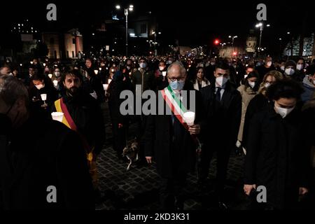 Manifestation publique contre la guerre en Ukraine, à Rome, Italie, sur 25 février 2022. (Photo de Sirio Tessitore/NurPhoto) Banque D'Images