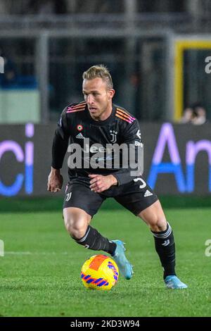 Arthur (Juventus) pendant le football italien série A match Empoli FC vs Juventus FC sur 26 février 2022 au stade Carlo Castellani à Empoli, Italie (photo de Fabio Fagiolini/LiveMedia/NurPhoto) Banque D'Images