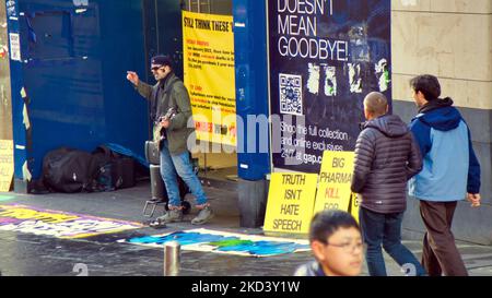 Glasgow, Écosse, Royaume-Uni 5th novembre 2022. Protestation anti vax sur le style Mile de Scottish shopping qui est Buchanan Street. Crédit Gerard Ferry/Alay Live News Banque D'Images