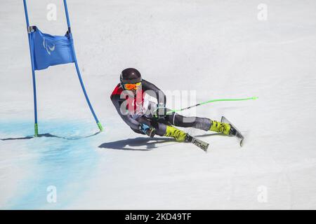 03-03-2022 Beijing, Chine. Jeux paralympiques de Beijing2022 - ski alpin de Para Downhill Yanqing Centre national de ski alpin: Aleksei Bugaev (RPC) catégorie LW6/8-2 en action pendant la course d'entraînement de 3nd. (Photo de Mauro Ujetto/NurPhoto) Banque D'Images