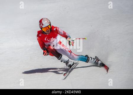 03-03-2022 Beijing, Chine. Jeux paralympiques de Beijing2022 - ski alpin de Para Downhill Yanqing Centre national de ski alpin: Theo Gmuer (SUI) catégorie LW9-1 en action pendant la course d'entraînement de 3rd. (Photo de Mauro Ujetto/NurPhoto) Banque D'Images