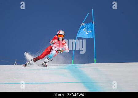 02-03-2022 Beijing, Chine. Jeux paralympiques de Beijing2022 - ski alpin de Para Downhill Yanqing Centre national de ski alpin: Theo Gmuer (SUI) catégorie LW9-1 en action pendant la course d'entraînement de 2nd. (Photo de Mauro Ujetto/NurPhoto) Banque D'Images