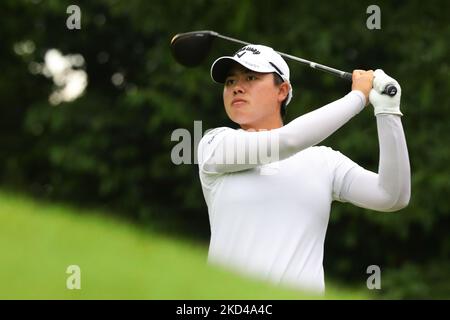 Yuka Saso des Philippines joue un coup de feu lors de la quatrième manche du Championnat du monde des femmes HSBC au club de golf Sentosa sur 6 mars 2022 à Singapour. (Photo de Suhaimi Abdullah/NurPhoto) Banque D'Images