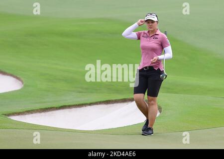 Brooke Henderson du Canada en action au cours de la quatrième manche du Championnat du monde féminin de HSBC au club de golf Sentosa sur 6 mars 2022 à Singapour. (Photo de Suhaimi Abdullah/NurPhoto) Banque D'Images