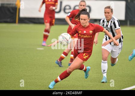 Annamaria Serturini d'AS Roma pendant la série des femmes Un match entre Juventus et COMME Roma sur 05 mars 2022 à Vinovo, Italie. (Photo par Alberto Gandolfo/NurPhoto) Banque D'Images