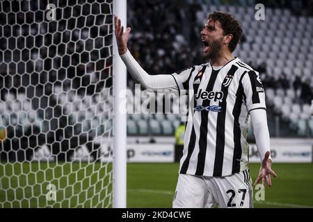 Juventus milieu de terrain Manuel Locatelli (27) fête lors du match de football de la série A n.28 JUVENTUS - SPEZIA on 06 mars 2022 au stade Allianz de Turin, Piémont, Italie. (Photo de Matteo Bottanelli/NurPhoto) Banque D'Images