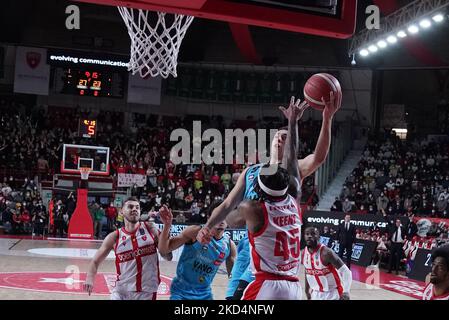 9 Matteo Spagnolo Vanoli Panier Crémonadoring the LBA Italy Championship match entre Openjobmestis Varèse vs Vanoli Panier Cremona , à Varèse, Italie, sur 6 mars 2022 (photo de Fabio Averna/NurPhoto) Banque D'Images