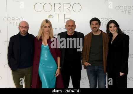 Le casting lors du reportage Photocall du film 'Corro da te' sur 10 mars 2022 au Meridien Visconti à Rome, Italie (photo de Massimo Landucci/LiveMedia/NurPhoto) Banque D'Images