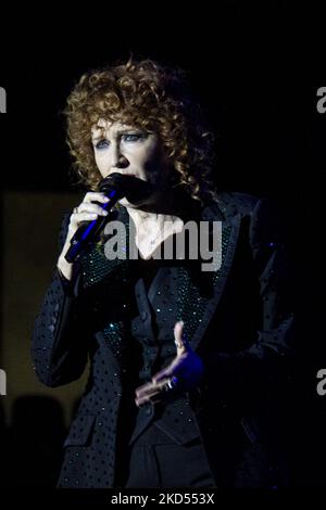 Fiorella Mannoia se produit à Bassano del Grappa, en Italie, sur 12 mars 2022. (Photo de Mimmo Lamacchia/NurPhoto) Banque D'Images