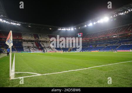 Lors de la Ligue Europa de l'UEFA, série 16, match de football de 2nd jambes entre l'Olympique Lyonnais (Lyon) et le FC Porto sur 17 mars 2022 au stade Groupama de Decines-Charpieu près de Lyon (photo de Nderim Kaceli/LiveMedia/NurPhoto) Banque D'Images