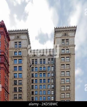 Le City Club Building abritait à l'origine le Citizens Savings and Trust. La tour 1903 dispose d'un espace dédié aux événements aux étages inférieurs. Banque D'Images