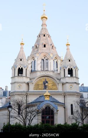 Cathédrale orthodoxe russe de Saint-Alexandre-Nevsky à Paris, en France, sur 19 mars 2022. (Photo de Vincent Koebel/NurPhoto) Banque D'Images