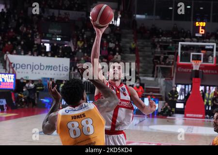 10 Giovanni de Nicolao OpenJobMetis Varese lors du match de championnat de LBA Italie entre Openjobmestis Varèse vs Pesaro Victoria Libertas , à Varèse, Italie, on 20 mars 2022 (photo de Fabio Averna/NurPhoto) Banque D'Images