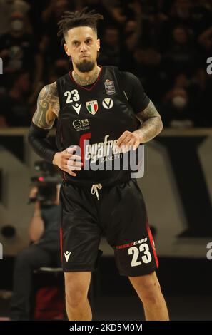 Daniel Hackett (Segafredo Virtus Bologna) pendant la série A1 championnat italien de basketball LBA Segafredo Virtus Bologna vs. Umana Reyer Venezia à l'arène Segafredo de Bologne, sur 20 mars 2022.(photo de Michele Nucci/LiveMedia/NurPhoto) Banque D'Images