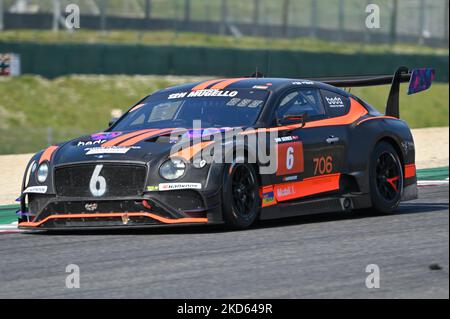 GT3-AM 6 boda par Bas Koeten Racing -NED- Bentley Continental GT3 pendant l'Endurance Hankook 12h de Mugello 2022 sur 26 mars 2022 au circuit de Mugello à Scarperia, Italie (photo par Alessio Marini/LiveMedia/NurPhoto) Banque D'Images