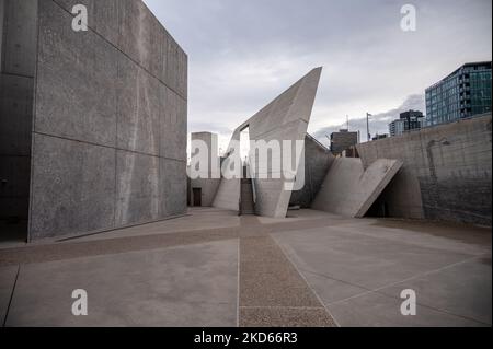 Ottawa (Ontario) - 20 octobre 2022 : le monument national de l'Holocauste à Ottawa (Ontario) à l'automne. Banque D'Images