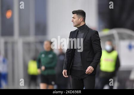 Florin Bratu Roumanie U21 entraîneur-chef en action pendant le match international amical entre la Roumanie U21 et la Finlande U21 à Stadionul Arcul de TRIUMF sur 25 mars 2022 à Bucarest, Roumanie. (Photo par Alex Nicodim/NurPhoto) Banque D'Images