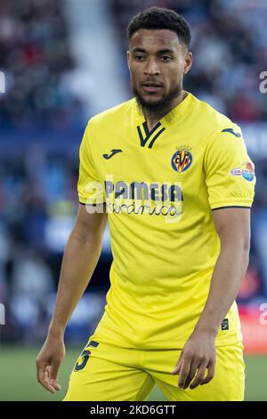 Arnaut Danjuma de Villarreal pendant le match espagnol de la Liga entre Levante UD et Villarreal CF au stade Ciutat de Valencia sur 2 avril 2022. (Photo de Jose Miguel Fernandez/NurPhoto) Banque D'Images