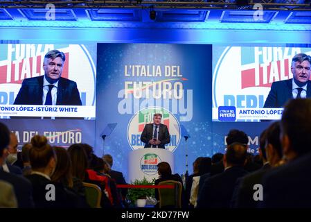 Antonio Lopez-Isturiz White, secrétaire du Parti populaire européen (PPE) lors de la deuxième journée de "œLâ" Italia del futuroâ€", événement organisé par le parti politique Forza Italia. L'événement se termine avec l'intervention de Silvio Berlusconi, chef de Forza Italia. On 09 avril 2022 à l'Hôtel Parco dei Principi à Rome, Italie (photo de Gloria Imbrogno/LiveMedia/NurPhoto) Banque D'Images