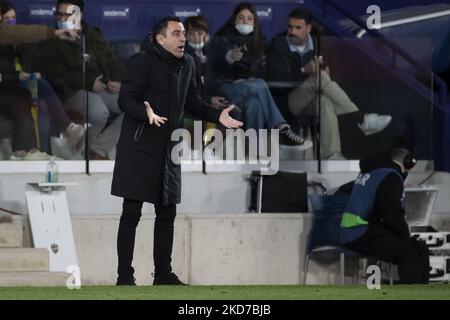 Xavi Hernandez, le gérant du FC Barcelone, lors du match de la Ligue entre Levante UD et le FC Barcelone au stade Ciutat de Valence sur 10 avril 2022. (Photo de Jose Miguel Fernandez/NurPhoto) Banque D'Images