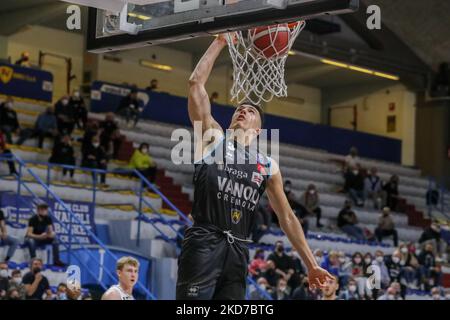 Matteo Spagnolo (Vanoli Cremona) pendant le basketball italien Un championnat de Serie Vanoli Panier Cremona vs Bertram Derthona Tortona sur l'aprile 10, 2022 au PalaRadi à Cremona, Italie (photo de Matteo Casoni/LiveMedia/NurPhoto) Banque D'Images