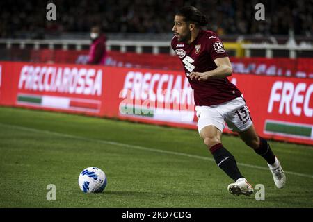 Le défenseur de Turin Ricardo Rodriguez (13) en action pendant la série Un match de football n.32 TURIN - MILAN sur 10 avril 2022 au Stadio Olimpico Grande Turin à Turin, Piémont, Italie. (Photo de Matteo Bottanelli/NurPhoto) Banque D'Images