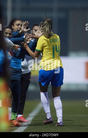 Gabriela Silva du Brésil célèbre après avoir marquant son premier but lors du match amical entre les femmes du Brésil et les femmes de Hongrie à l'arène Pinatar sur 11 avril 2022 à Murcie, Espagne. (Photo de Jose Breton/Pics action/NurPhoto) Banque D'Images