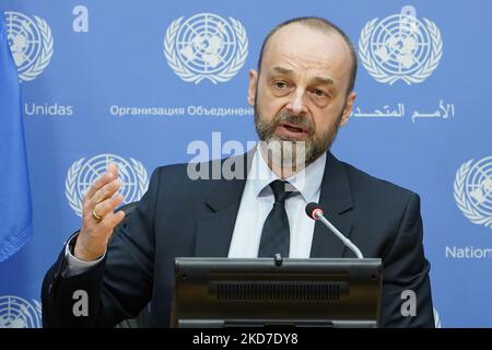 Manuel Fontaine, Directeur des programmes d'urgence de l'UNICEF, informe les médias de l'impact de la guerre sur les enfants au Siège de l'ONU, à 11 avril, 2022, à New York, aux États-Unis. Récemment rentré de plusieurs villes ukrainiennes, le Directeur Fontaine a discuté de l'impact du conflit sur les enfants, déclarant qu'à la date des plus de sept millions d'enfants avant la guerre, plus de deux millions ont émigré. (Photo de John Lamparski/NurPhoto) Banque D'Images