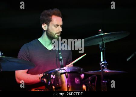 Archibald Ligonnière en direct pendant le concert de Scott Henderson Trio à l'Auditorium Parco della Musica, 11th avril 2022, Rome, Italie (photo de Domenico Cippitelli/LiveMedia/NurPhoto) Banque D'Images