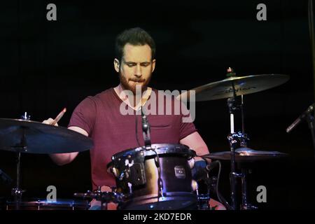 Archibald Ligonnière en direct pendant le concert de Scott Henderson Trio à l'Auditorium Parco della Musica, 11th avril 2022, Rome, Italie (photo de Domenico Cippitelli/LiveMedia/NurPhoto) Banque D'Images