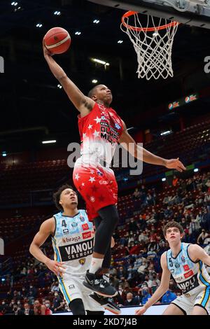 Devon Hall (échange AX Armani Olimpia Milano) pendant le championnat italien de basket-ball A série échange AX Armani Milano contre Vanoli Cremona sur 13 avril 2022 au Forum Mediolanum à Milan, Italie (photo de Savino Paolella/LiveMedia/NurPhoto) Banque D'Images