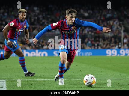 GAVI pendant le match entre le FC Barcelone et Cadix CF, correspondant à la semaine 32 de la Liga Santander, joué au Camp Nou Stadium, à Barcelone, le 18th avril 2022. (Photo de Joan Valls/Urbanandsport /NurPhoto) Banque D'Images