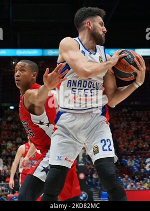 Vasilije Micic (Anadolu Efes Istanbul) pendant le championnat d'Euroligue de basket-ball Un X échange d'Armani Milan contre Anadolu Efes Instantbul sur 19 avril 2022 au Forum de Mediolanum à Milan, Italie (photo de Savino Paolella/LiveMedia/NurPhoto) Banque D'Images