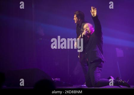 Groupe écossais simple Mind, dans un concert à Coliseu do Porto, sur 24 avril 2022, Porto, Portugal (photo de Rita Franca/NurPhoto) Banque D'Images