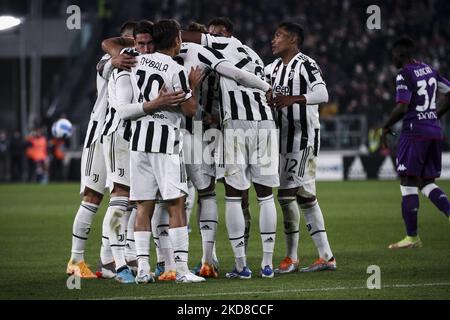 Les joueurs de Juventus célèbrent la victoire après le match de football semi-final de Coppa Italia JUVENTUS - FIORENTINA sur 20 avril 2022 au stade Allianz à Turin, Piémont, Italie. Résultat final: Juventus-Fiorentina 2-0. (Photo de Matteo Bottanelli/NurPhoto) Banque D'Images