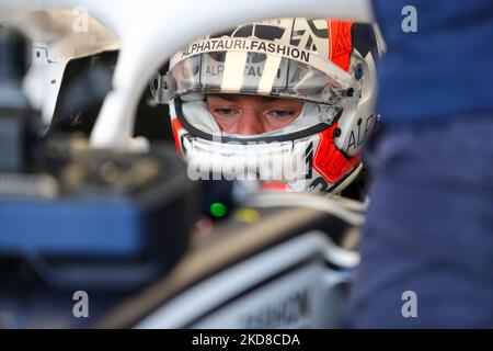 Pierre Gasly de France à la tête de la (10) Scuderia AlphaTauri AT03 Red Bull RBPTH001 pendant le Rolex Gran Premio Del F1 fabriqué en Italie e dell'Emilia-Romagna sur 22-24 avril 2022 à Imola, Italie. (Photo par Alessio Morgese/NurPhoto) Banque D'Images