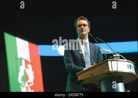 Hendrik Wüst, Premier ministre de la NRW, parle lors de la cérémonie d'assermentation de 2770 nouvelles recrues pour la police de la NRW à l'arène Lanx de Cologne, en Allemagne, sur 26 avril 2022 (photo de Ying Tang/NurPhoto) Banque D'Images