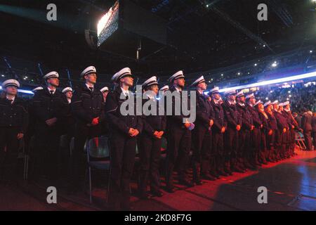 Assermentation en cérémonie de 2770 nouvelles recrues de la police westphalienne du Rhin du Nord à l'arène Lanx, à Cologne, en Allemagne, sur 26 avril 2022 (photo de Ying Tang/NurPhoto) Banque D'Images