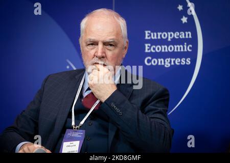 Jan Olbrycht (membre du Parlement polonais - Sejm) lors du Congrès économique européen de Katowice, Pologne sur 26 avril 2022 (photo de Mateusz Wlodarczyk/NurPhoto) Banque D'Images