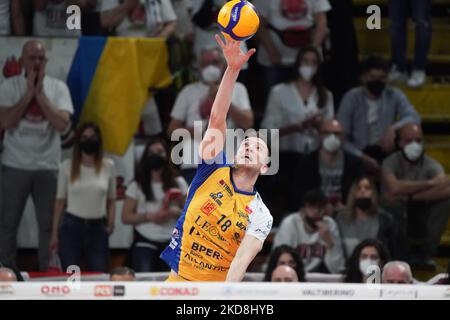 mazzone daniele (n.18 léo chaussures perkingelmer modène) pendant le Volleyball Italien Serie A Men SuperLeague Jouez - Sir Safety Conad Pérouse vs Leo Shoes PerkinElmer Modène sur 27 avril 2022 au Pala Barton à Pérouse, Italie (photo de Loris Cerquiglini/LiveMedia/NurPhoto) Banque D'Images