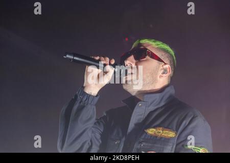 Le Rapper italien et auteur-compositeur Coez à Modugno, Bari, le 28 avril 2022. (Photo de Mimmo Lamacchia/NurPhoto) Banque D'Images