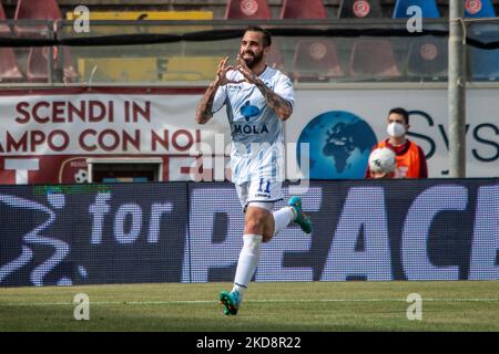 Parigini Vittorio como fête un gol 0-1 pendant le match de football italien série B Reggina 1914 vs Como 1907 sur 30 avril 2022 au Stadio Oreste Granillo à Reggio Calabria, Italie (photo de Valentina Giannettoni/LiveMedia/NurPhoto) Banque D'Images