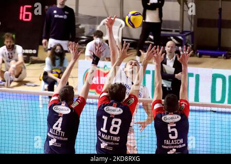 Jean Patry Allianz Milano. Pendant le Volleyball Italien Serie A Men SuperLeague Championship jouer 5th place - Gioiella Prisma Taranto vs Allianz Milano sur 30 avril 2022 au PalaMazzola à Taranto, Italie (photo de Giuseppe Leva/LiveMedia/NurPhoto) Banque D'Images