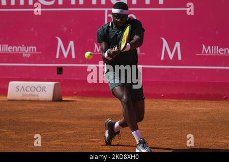 Frances Tiafoe des États-Unis concurrence contre Sebastian Baez d'Argentine dans la finale du tournoi de tennis ATP 250 ouvert du millénaire Estoril au club de tennis d'Estoril, Estoril, Portugal sur 1 mai 2022. (Photo de Nuno Cruz/NurPhoto) Banque D'Images